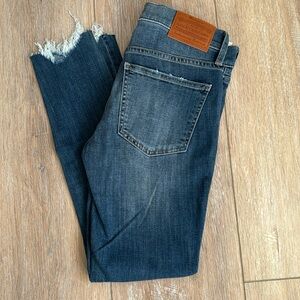 Lucky brand mid rise skinny jeans